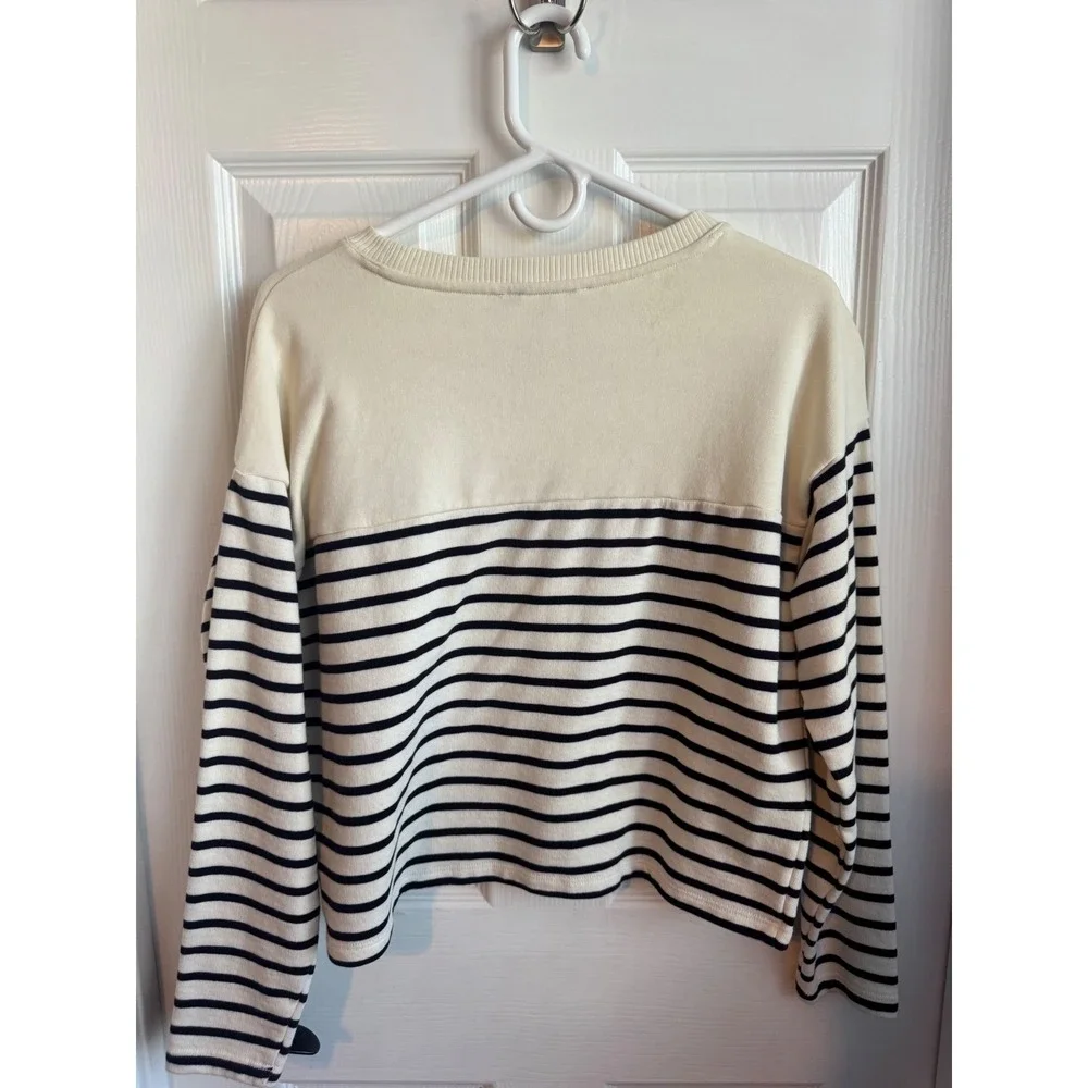 Workshop Republic Clothing Women's Striped Sweatshirt Heart Patch Crewneck Large